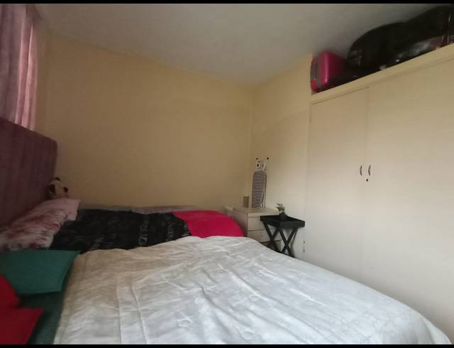 2 BEDROOM FLAT FOR SALE IN THE WOLDS
